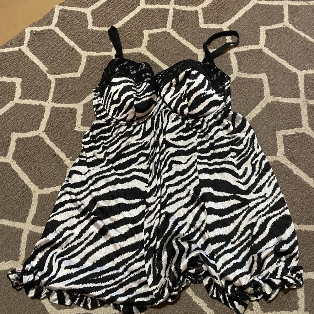 zebra stripe slip set